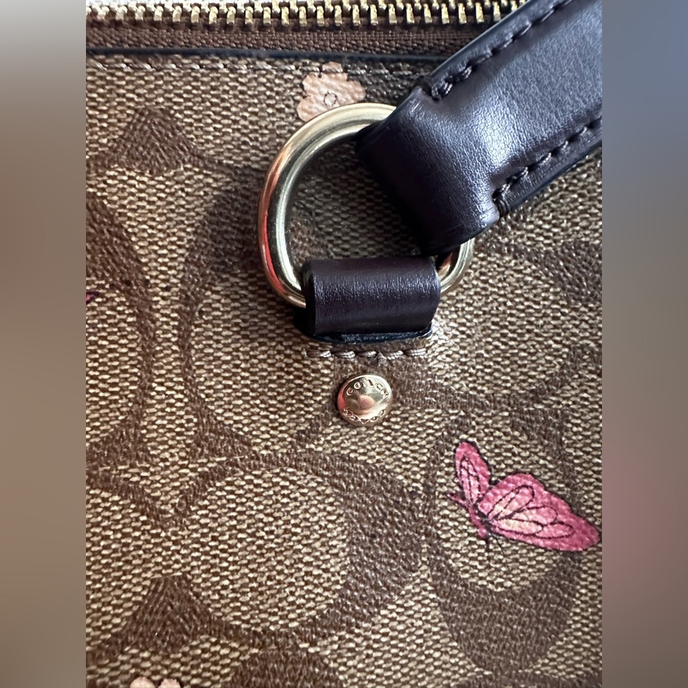 Coach Gallery Tote in Signature Canvas with Butterfly Print with COA - Picture 11 of 13